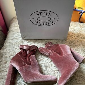 Steve Madden Pink Velvet Women's Boots